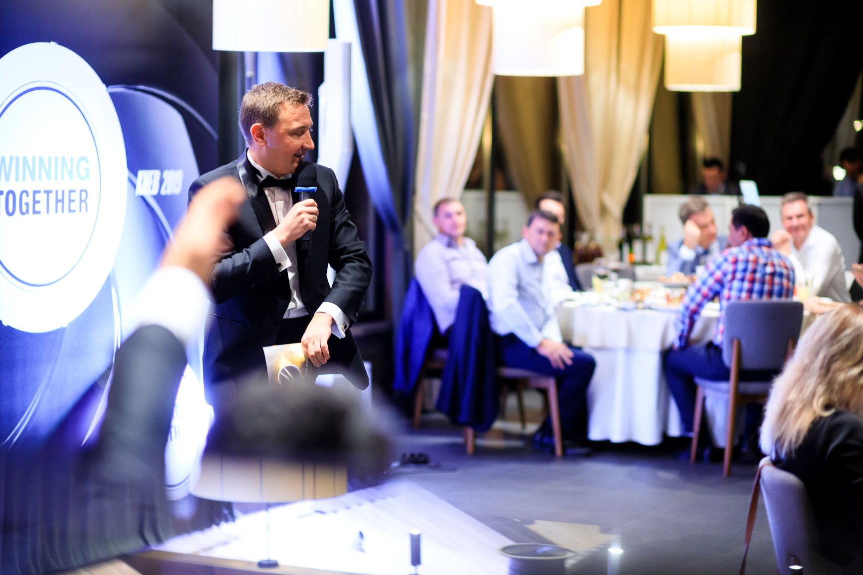 gala-vecherya-korporatyvnyy-ivent